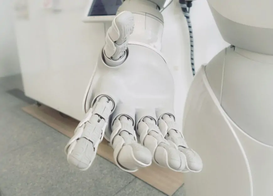 Researchers Reveal AI Crossed ‘Red Line’ After Learning to Replicate Itself