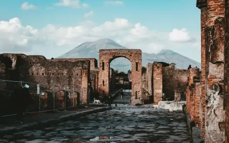 TikTok Time Travelers: Historians Critique Viral AI Videos!