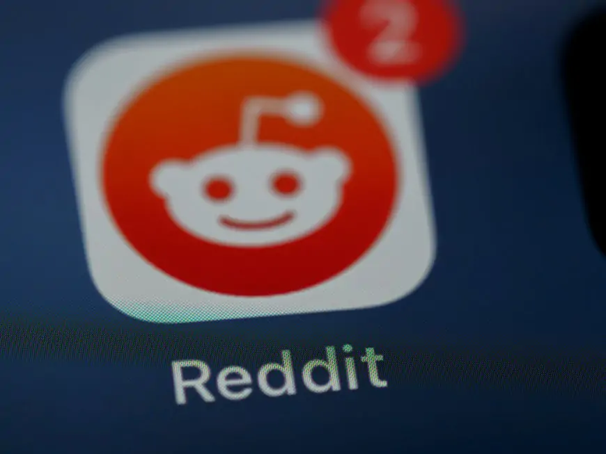 AI on the Horizon: Reddit's Bold Move to Transform Your Search Journey!