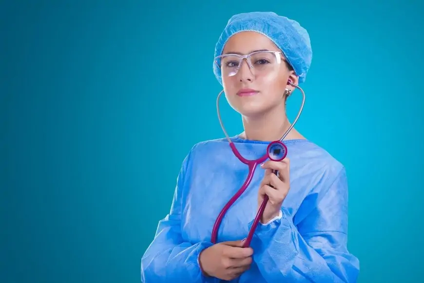 Patients Are Thrilled with AI When Combined with Human Touch