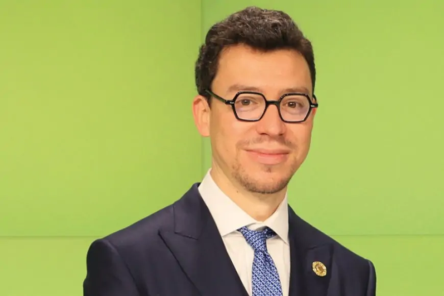Duolingo's CEO Credits AI for Quadrupling Workforce Efficiency While Retaining Staff