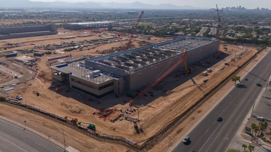 Power Crunch Threatens to Derail AI Data Center Construction Surge