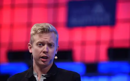 Reddit CEO Says Google AI Mode Does Not Drive Traffic as Reddit Plans a Login Wall